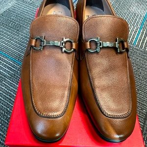 Ferragamo men’s loafers. Brown. 11 EEE.